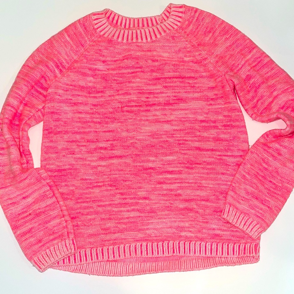 Cute pink kids sweater size M from gap kids.